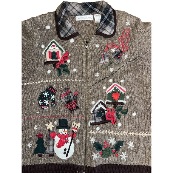 Christmas Sweater Full Zip Cardigan Sz XL Victoria Jones  Snowman Cardinal  Snow - Picture 2 of 4